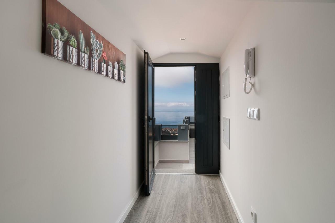 Angel'S Sunset Apartment Estreito Da Calheta Exterior photo